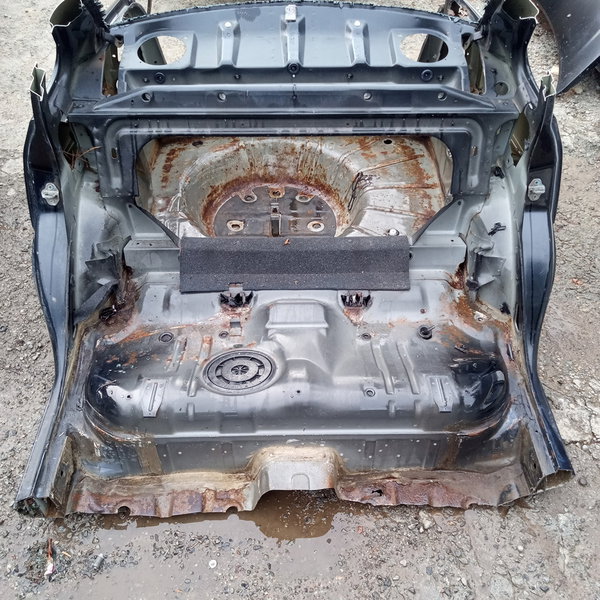Traseira Baixa Gm Corsa Classic Ls 2014 (preto)