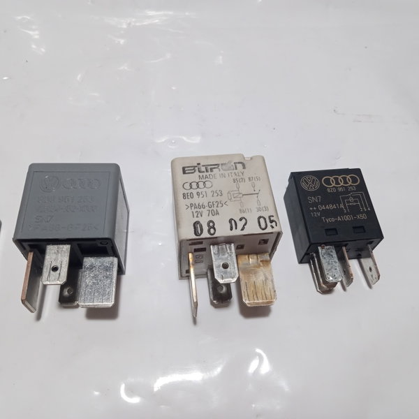 Reles Da Caixa De Fusível Audi A4 2005
