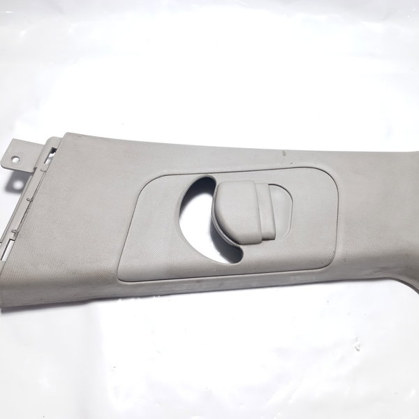 Moldura Da Coluna Superior Central Esquerda Kia Cerato 2010