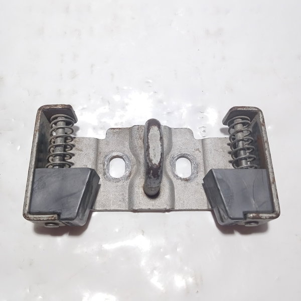 Batente Fechadura Do Porta Malas Traseiro Vw Gol G5 1.0 2010