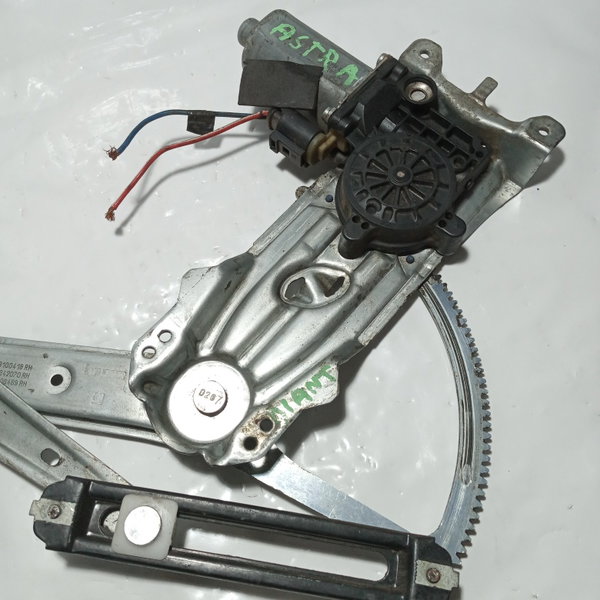 Máquina De Vidro Dianteira Direita Astra 2003