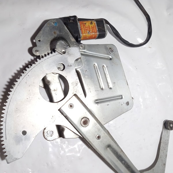 Máquina De Vidro Dianteira Esquerda S10 1998