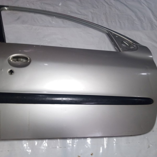 Porta Dianteira Direita Peugeot 206 2008 Usado