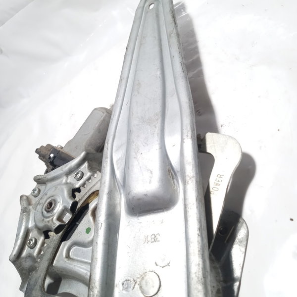 Máquina De Vidro Traseira Direita Toyota Corolla 2010