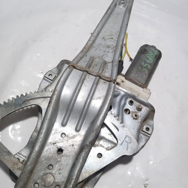 Máquina De Vidro Traseira Direita Toyota Corolla 2004
