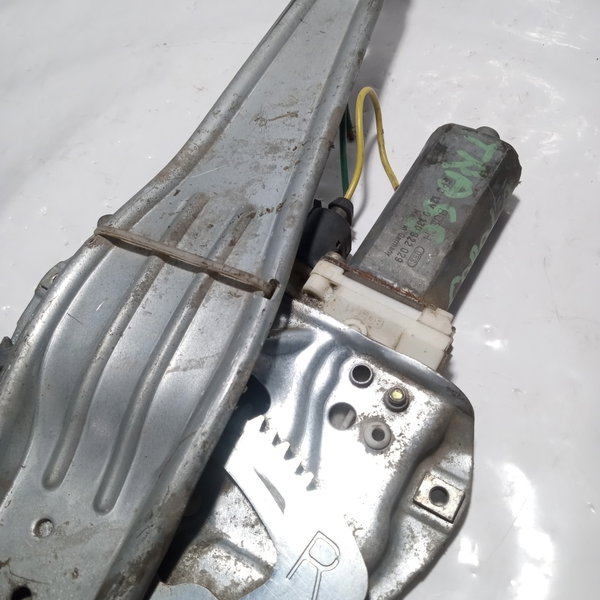 Máquina De Vidro Traseira Direita Toyota Corolla 2004