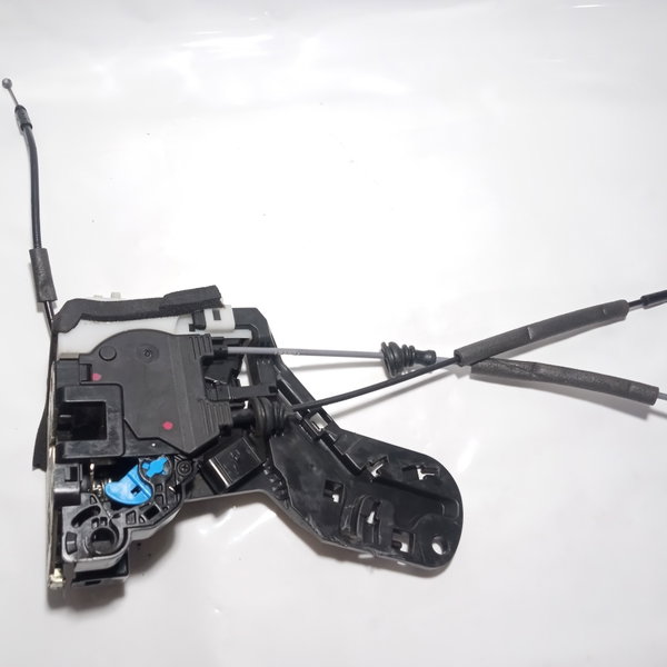 Fechadura Da Porta Dianteira Esquerda Hyundai Elantra 2012