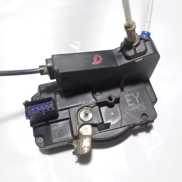 Fechadura Porta Dianteira Direita Gm Astra 2002
