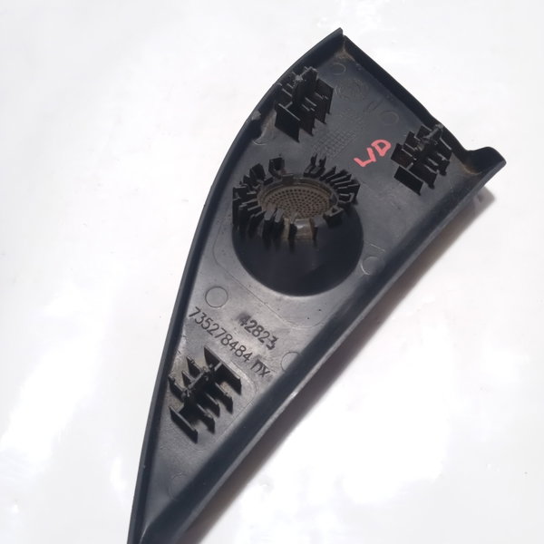 Moldura Interna Retrovisor Direito Stilo 2004 Preto