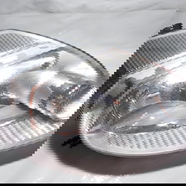 Farol Lado Direito Ford Ka 2010