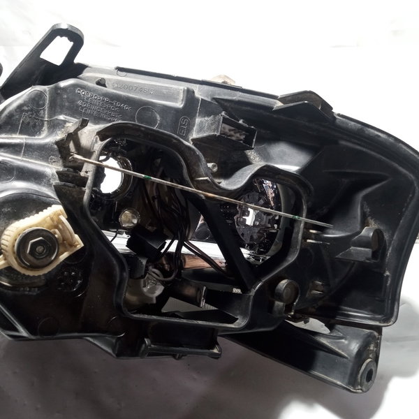 Farol Lado Direito Citroen C3 2006 Recuperado Direito