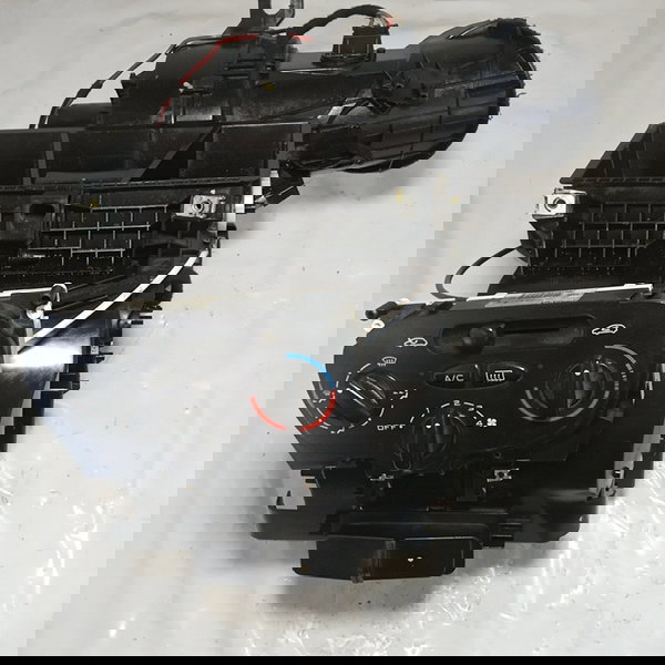 Caixa Evaporadora Ar Condicionado Peugeot 206 2006 Comando