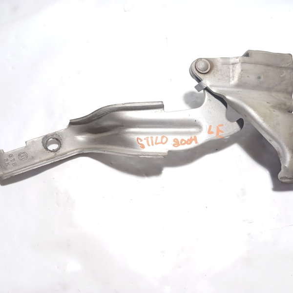 Dobradiça Capô Lado Esquerdo Fiat Stilo 2004