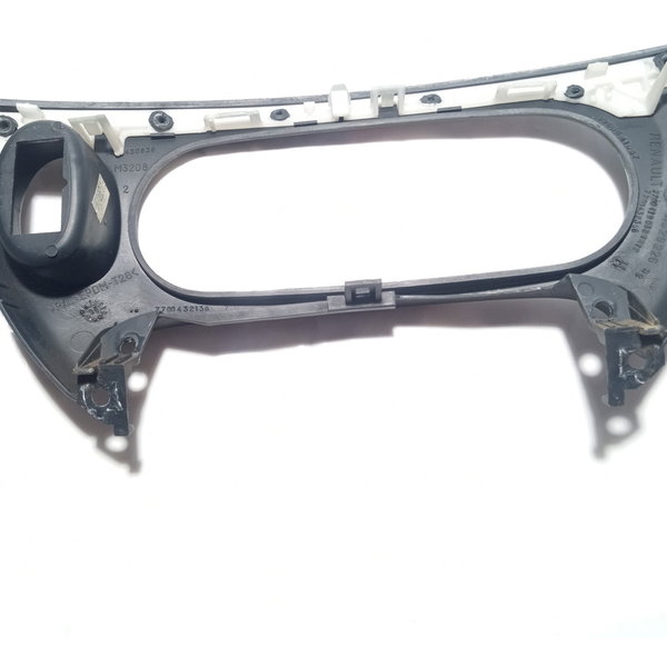 Moldura Do Painel Comando De Ar Condicionado Megane 2000