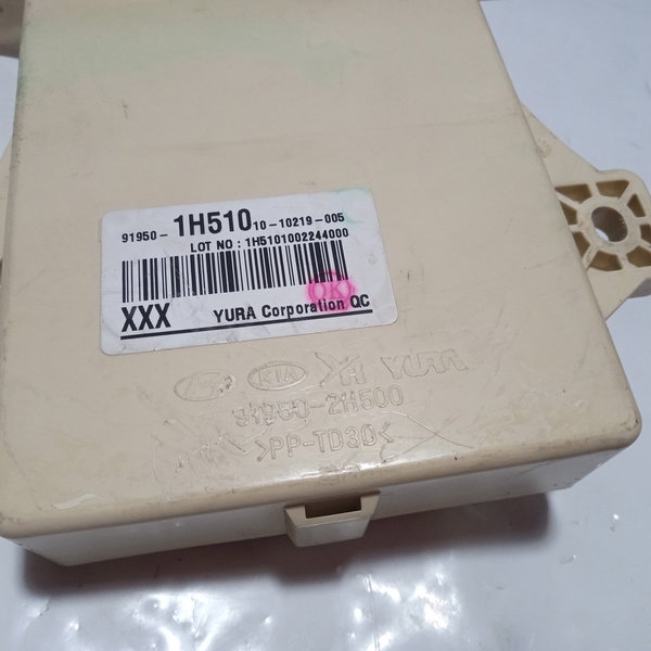 Caixa De Fusível Hyundai I30 2.0 2010