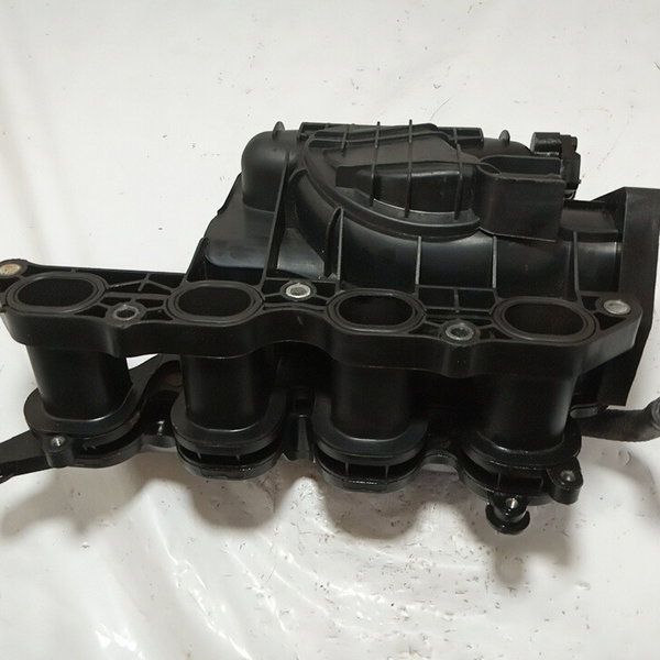Coletor Admissão Kia Cerato 1.6 2010 Usado