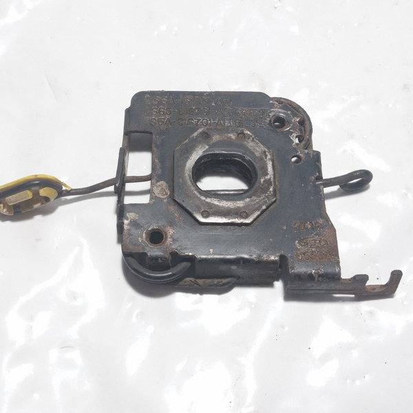 Fechadura Inferior Capô Dianteiro Ford Ka 2012