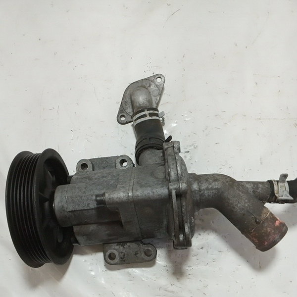 Bomba De Água Fiat Bravo 1.8 2011 Etorq Usado