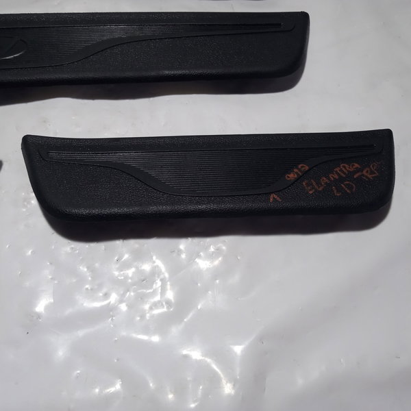 Soleira Porta Hyundai Elantra 2012 Kit Preto
