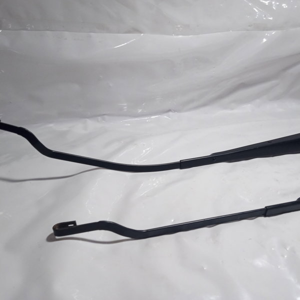 Braço Limpador Parabrisa Hyundai Elantra 2012 Par Direito