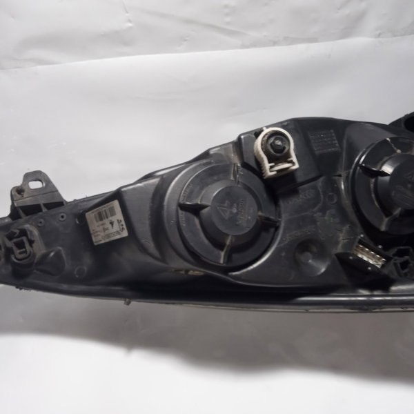 Farol Lado Esquerdo Peugeot 207 2012 Recuperado