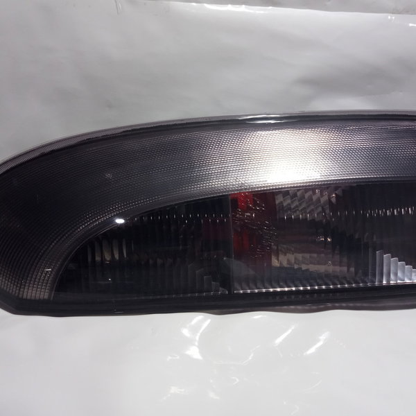 Lanterna Traseira Direita Gm Corsa Maxx 2009 Fume Direito/passageiro Fumê