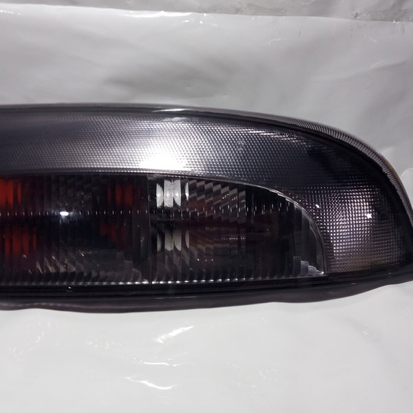 Lanterna Traseira Direita Gm Corsa Maxx 2009 Fume Direito/passageiro Fumê