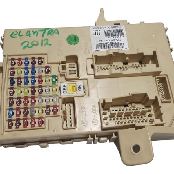 Caixa De Fusível Hyundai Elantra 2.0 2012 Automático