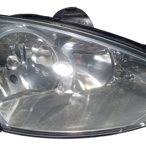 Farol Lado Direito Ford Focus 2006 Direito