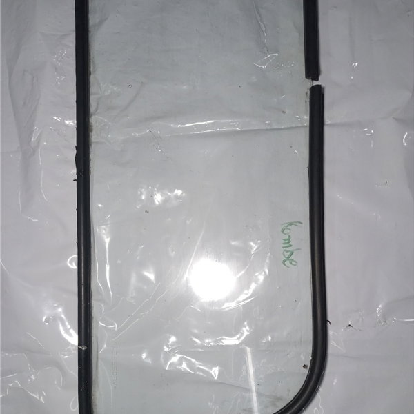Vidro Lateral Fixo Vw Kombi Direito Usado