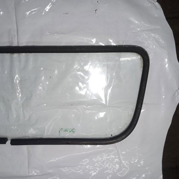 Vidro Lateral Fixo Vw Kombi Direito Usado