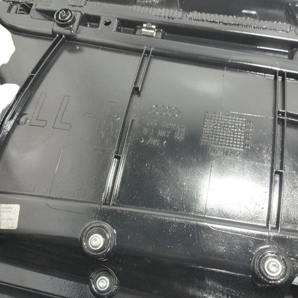 Forro De Porta Dianteira Direita Audi A4 2005 Usado