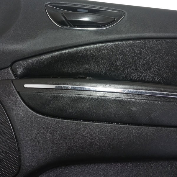 Forro De Porta Dianteira Direita Fiat Bravo 2013 4p Usado