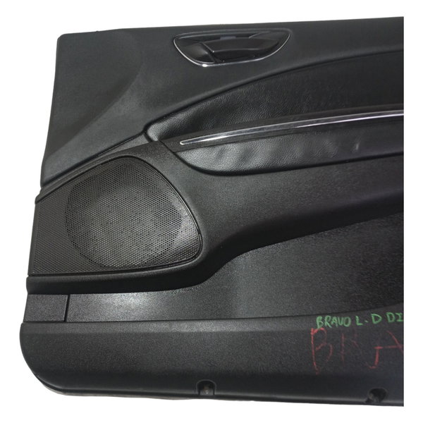 Forro De Porta Dianteira Direita Fiat Bravo 2013 4p Usado