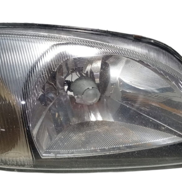 Farol Direito Ford Fiesta Courier 2000 Direito