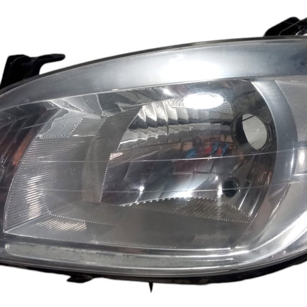 Farol Esquerdo Gm Celta Prisma 2010