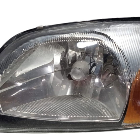 Farol Esquerdo Ford Fiesta Courier 2000 Recuperado Esquerdo