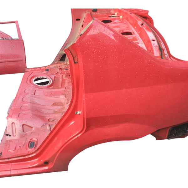 Traseira Baixa Renault Logan 2010 (vermelho)