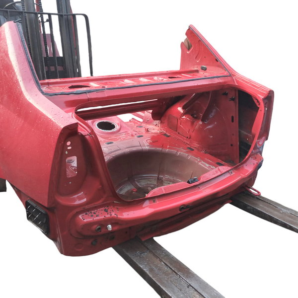 Traseira Baixa Renault Logan 2010 (vermelho)