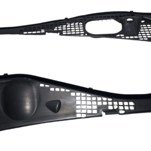 Grade Churrasqueira Parabrisa Renault Logan 2010 Par