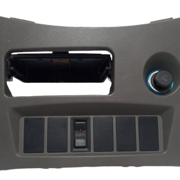 Moldura Painel Central Inferior Acendedor Chery Tiggo 2010