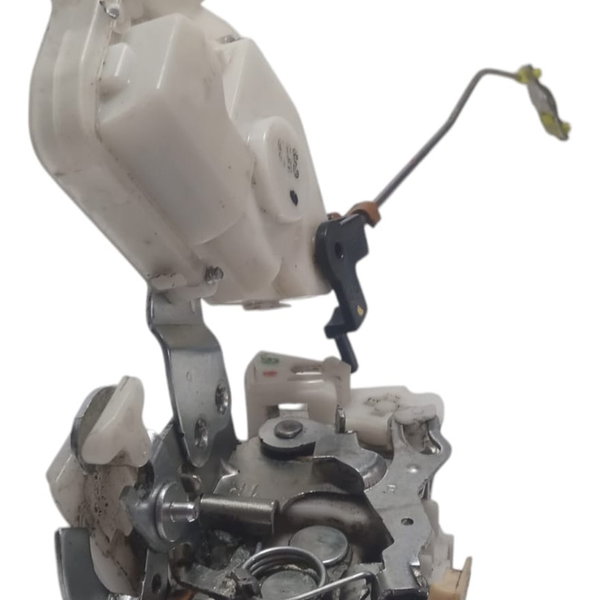 Fechadura Elétrica Porta Traseira Direita Toyota Etios 2012