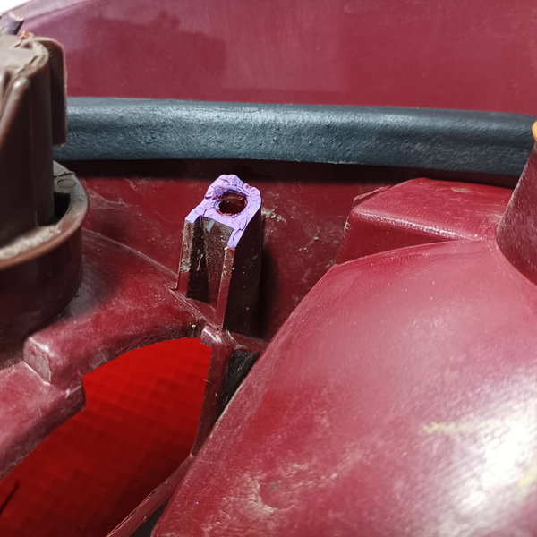 Lanterna Traseira Lado Esquerdo Ford Fiesta Sedam 2002 Esquerdo/motorista Vermelho