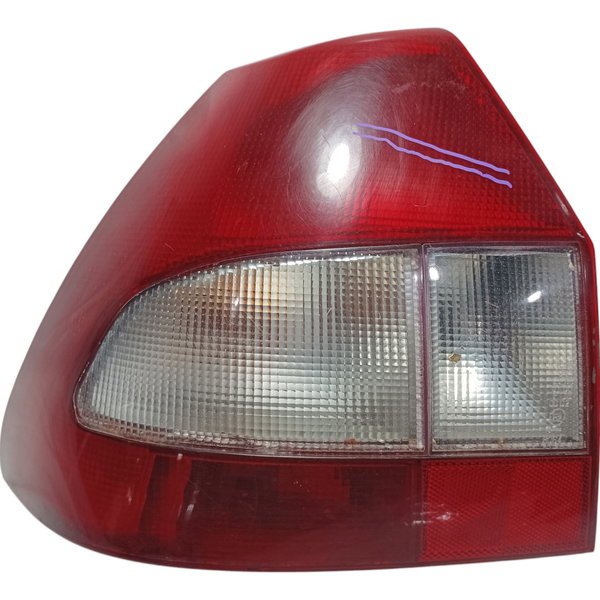 Lanterna Traseira Lado Esquerdo Ford Fiesta Sedam 2002 Esquerdo/motorista Vermelho
