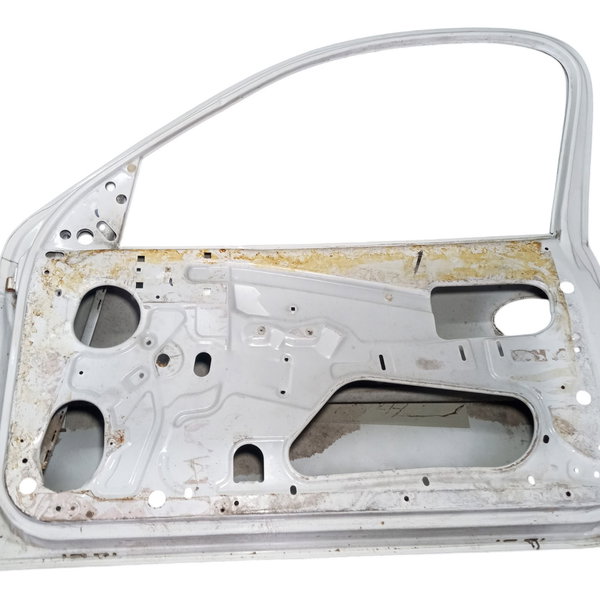 Porta Dianteira Chevrolet Celta 2006 Direita Usado 2p Dianteira Direita Branco