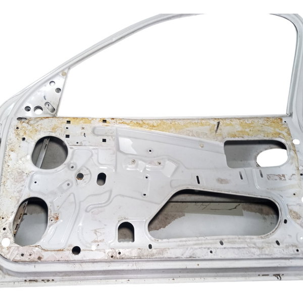 Porta Dianteira Chevrolet Celta 2006 Direita Usado 2p Dianteira Direita Branco