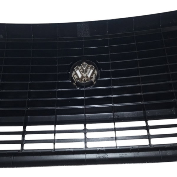 Grade Moldura Dianteira Vw Kombi 2002 Usado Preto Ambos Os Lados
