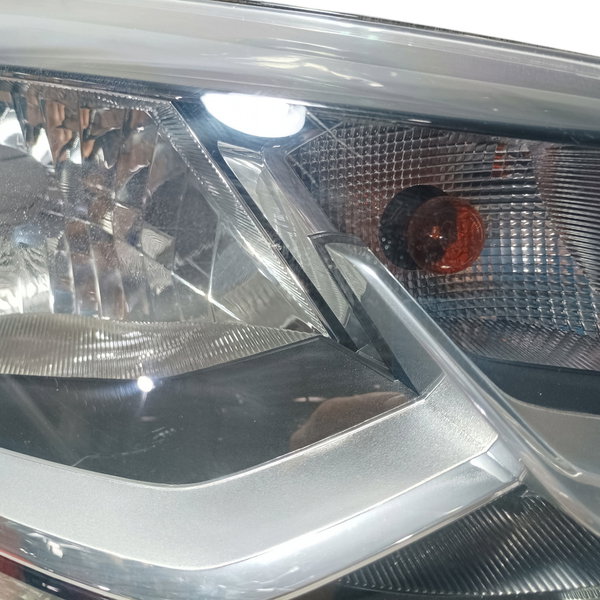 Farol Lado Direito Máscara Negra Vw Gol G6 2016 Direito/passageiro