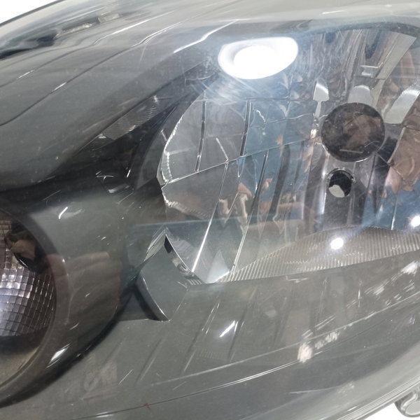 Farol Lado Esquerdo Renault Sandero 2013 Esquerdo/motorista