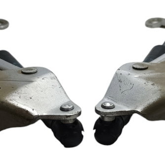 Dobradiça Tampa Traseira Renault Megane 2008 Par